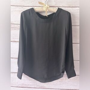 Banana Republic Petite Black Long Sleeve Blouse – Size S Lightweight Office
